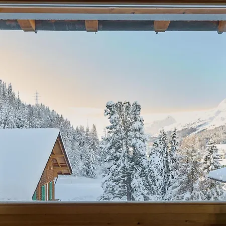 Chesa Madrisa Апартаменты *